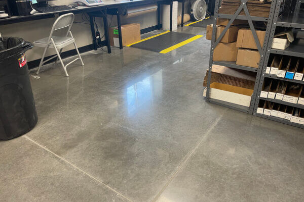 Quality_Pro_Coatings_Utah_Garage_Floor_Coatings_QP-concrete-polishing30-600x400