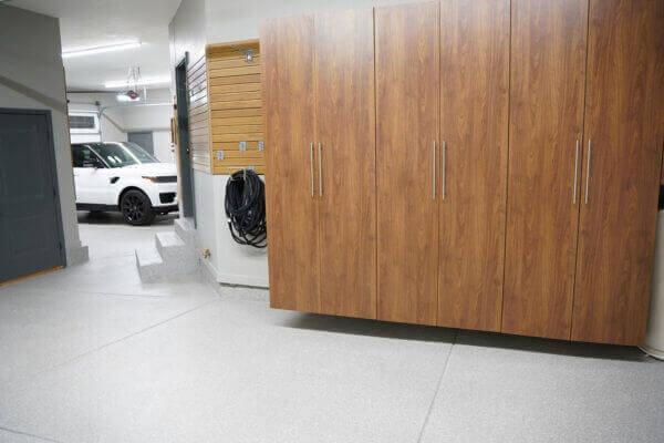 Quality_Pro_Coatings_Utah_Garage_Floor_Coatings_QP-garage-cabinets-organizers-10-600x400