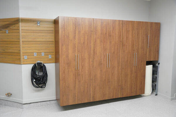 Quality_Pro_Coatings_Utah_Garage_Floor_Coatings_QP-garage-cabinets-organizers-7-600x400